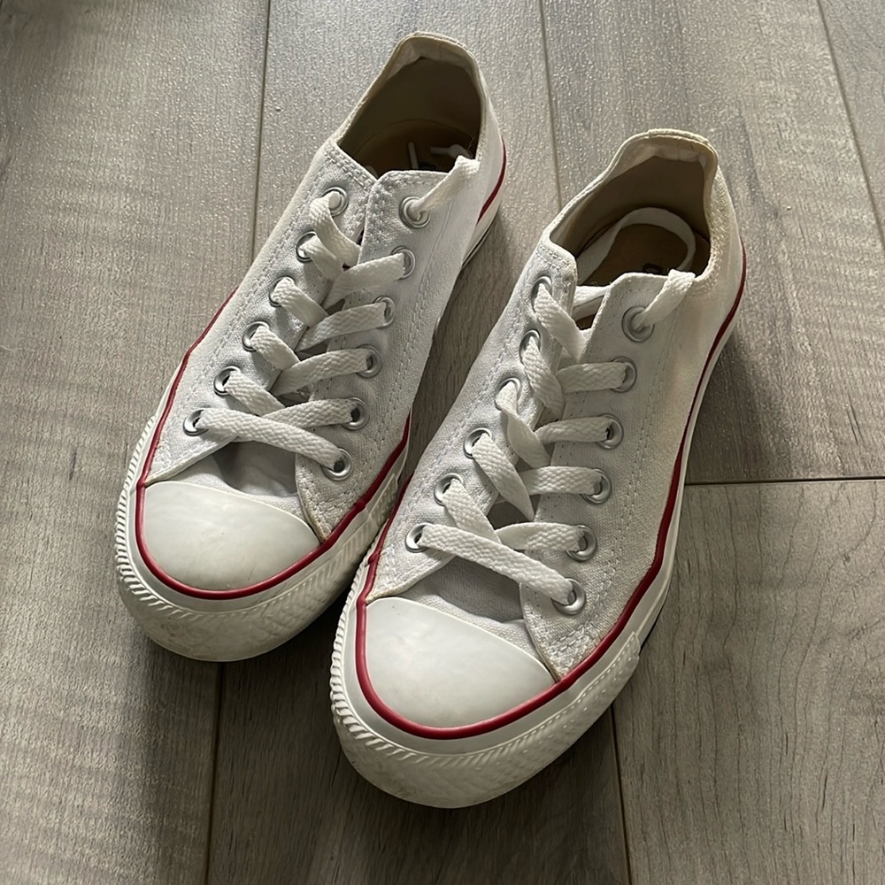 Converse White Sneaker